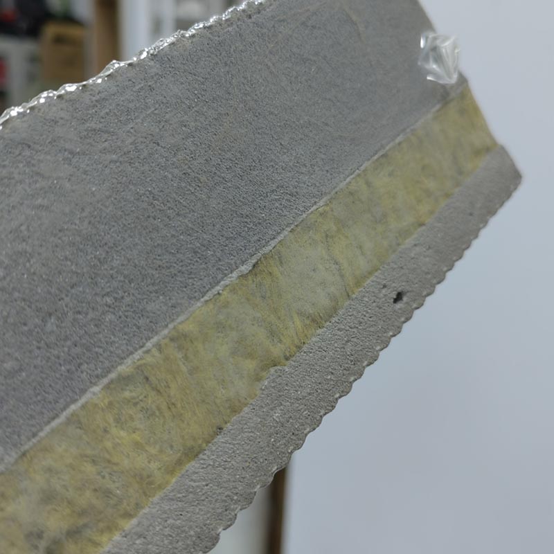 Ⅲ型CQ免拆復(fù)合保溫模板